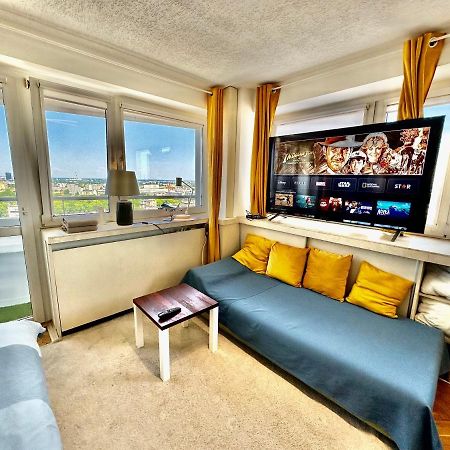 Sun Clima/Ac Metro X2 Fast Wifi 500 Mbs 70'Tv Netflix Appletv Hbo Apartamento Varsóvia Exterior foto