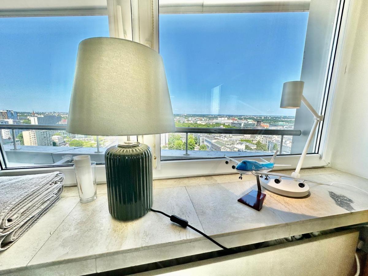 Sun Clima/Ac Metro X2 Fast Wifi 500 Mbs 70'Tv Netflix Appletv Hbo Apartamento Varsóvia Exterior foto